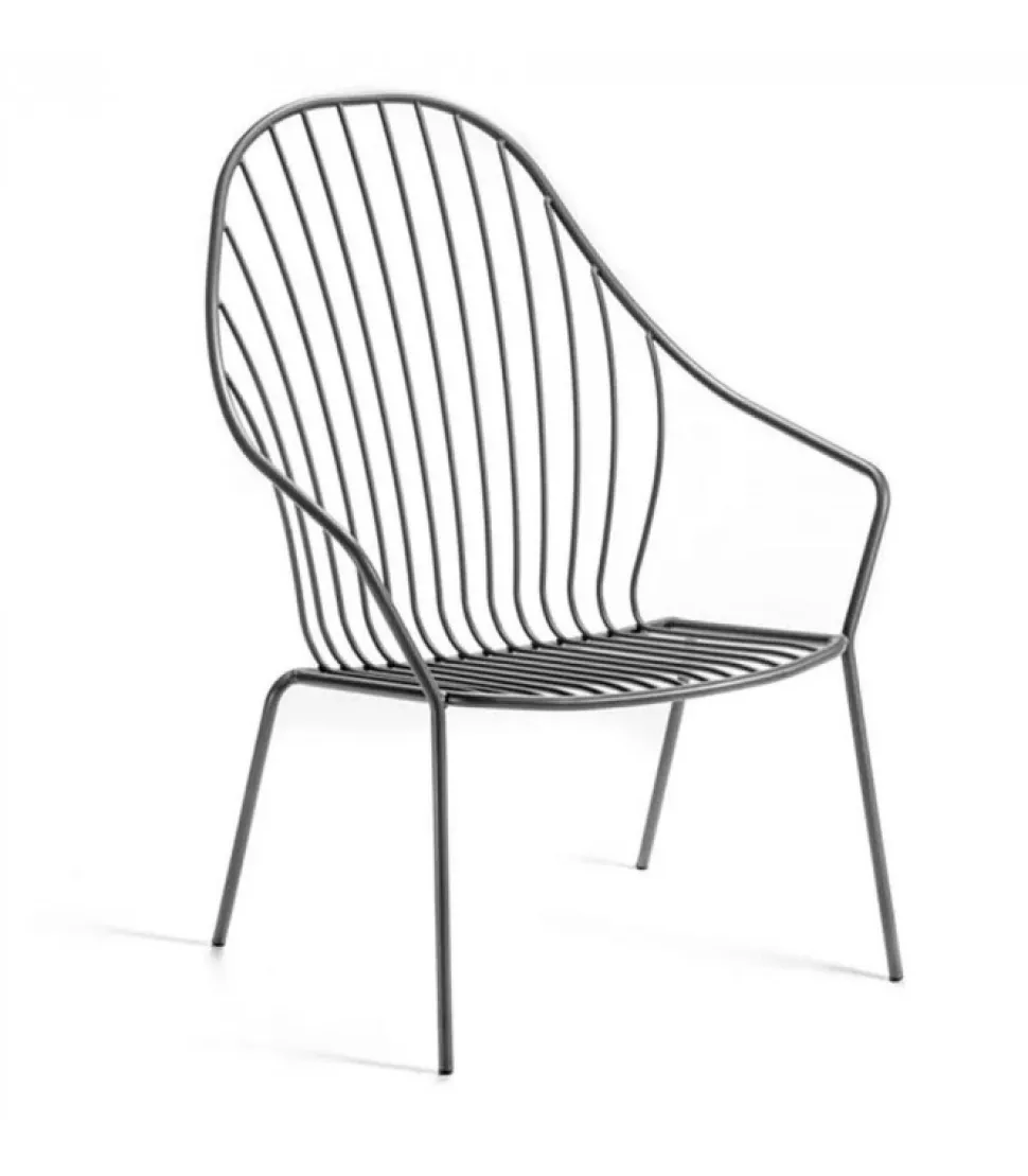 Amitha Lounge Di Gaber, Realizzata In Metallo Verniciato Per L'Outdoor, Interamente In Italia.