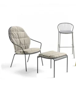 Amitha Lounge Di Gaber, Realizzata In Metallo Verniciato Per L'Outdoor, Interamente In Italia.