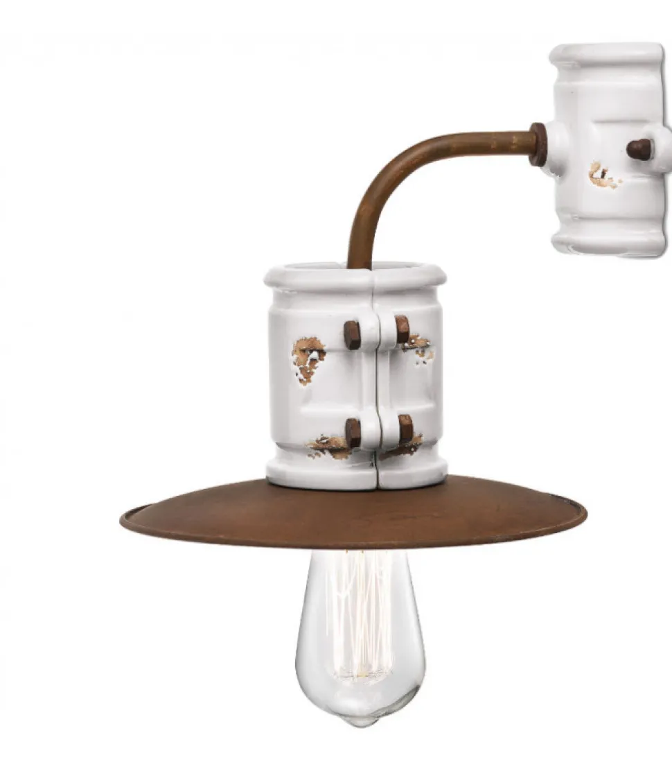 Applique Harlem Di Ferroluce, Realizzata Interamente In Italia, In Ceramica Con Finiture Anticate.