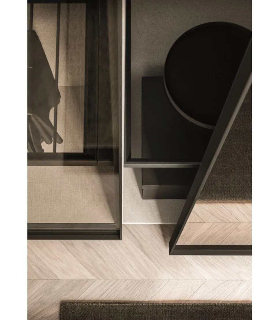 Armadionuit, Tre Ante Scorrevoli