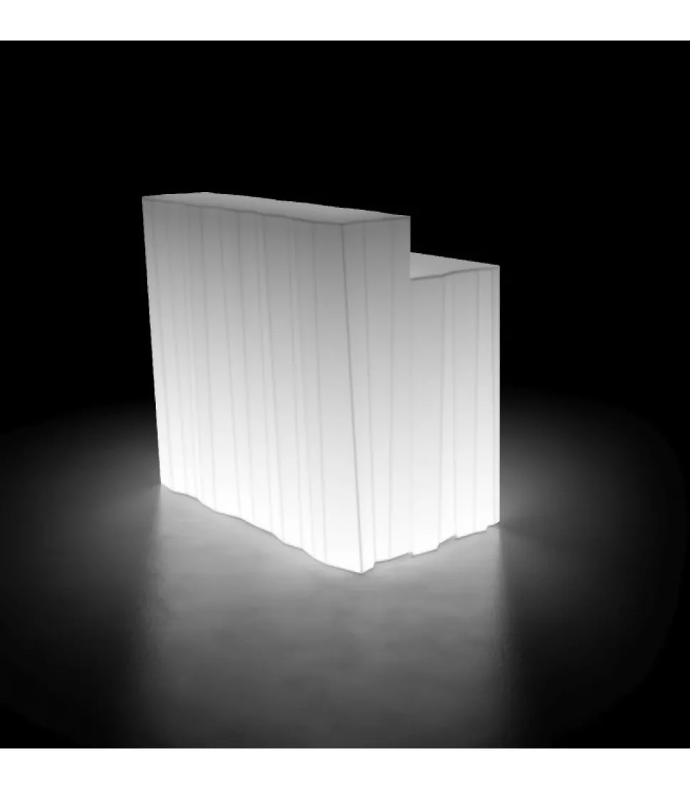 Bancone Bar Spazioso In Polietilene, Accessoriabile Di Luce A Led, Mensola E Ruote O Kit Di Fissaggio.