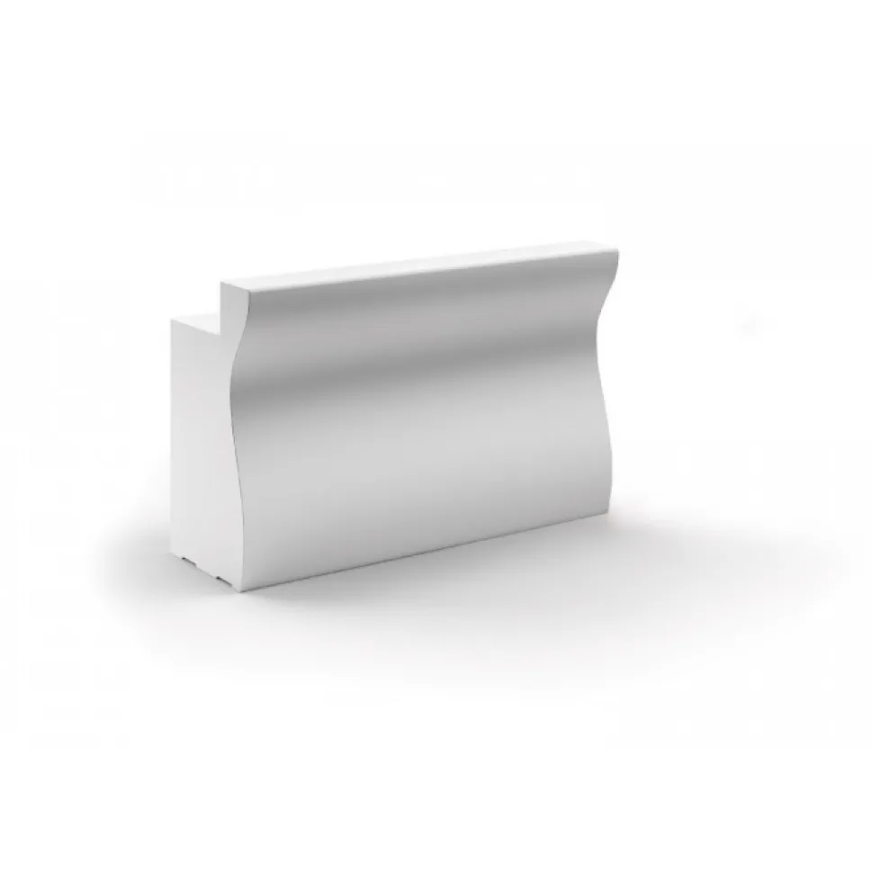 Bartolomeo Desk, Il Bancone Bar Di Plust, Realizzato Interamente In Italia In Polietilene Rinforzato In Acciaio.