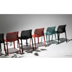 Bit Sedia Impilabile Colorata In Polipropilene Per Interni Ed Esterni