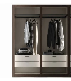 Cabina Armadio Con Cornice