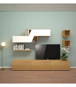 Capiente Soggiorno Con Cestoni E Pensili Con Ante Inclinate