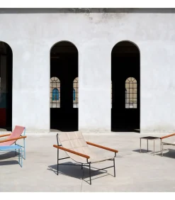 Chaise-Lounge Dress Code Glam Di Scab, Progettata E Realizzata In Italia Per L'Uso Outdoor, Certificata Catas.