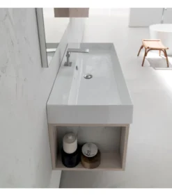 Composizione Bagno Del Gruppo B201 Di Compab, Realizzata Interamente In Italia.