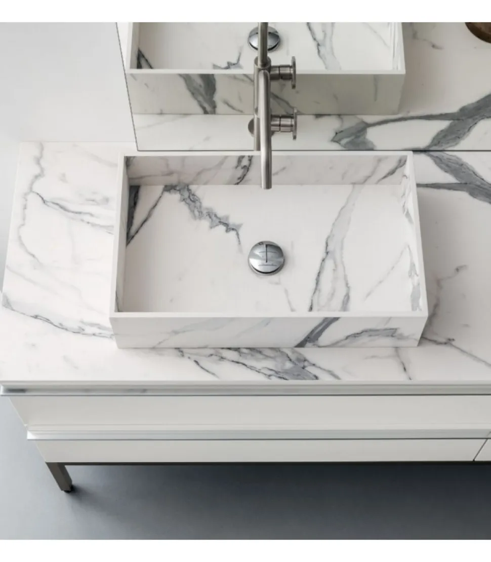 Composizione Per Il Bagno Bd001 Di Compab, Progettata E Realizzata In Italia.