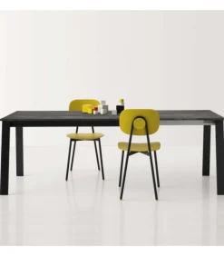 Delta Plus E' Un Tavolo Che Appartiene Al Programma Idea Cucina