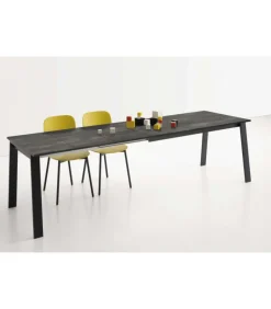 Delta Plus E' Un Tavolo Che Appartiene Al Programma Idea Cucina