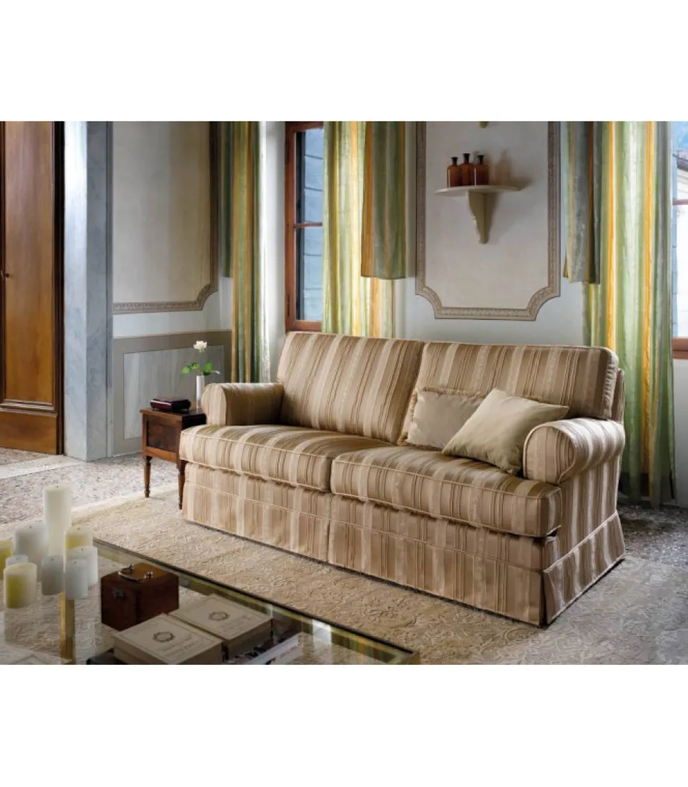 Divano Atena, In Base A Come Lo Vesti Diventa Un Classico O Un Contemporaneo