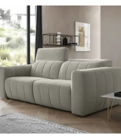 Divano Componibile Di Ultima Generazione, Unisce Al Confort Delle Imbottiture E Lavorazioni Di Pregio