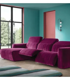 Divano Componibile Di Ultima Generazione, Unisce Al Confort Delle Imbottiture E Lavorazioni Di Pregio