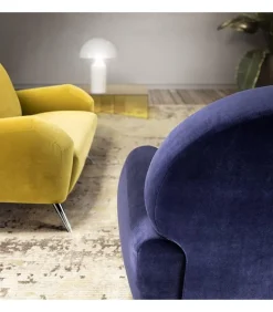 Divano Imbottito Disponibile In Moltissimi Colori E Tessuti