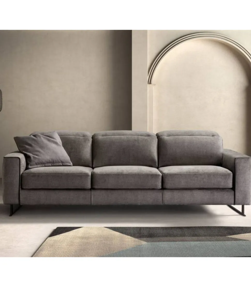 Divano Space Express Di Samoa Con Sistemi Integrati Relax E Runner