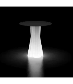 Frozen, Il Dining Table Di Plust, In Polietilene Per L'Outdoor, Accessoriabile Di Luce A Led.
