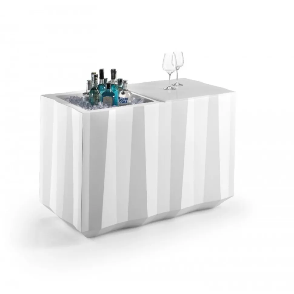 Ghiacciaia Per Bottiglie Realizzata In Polietilene Per Outdoor. Made In Italy.