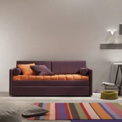 Hans Un Bel Divano E Un Comodo Letto A Castello