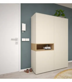 Ingresso Contenitivo Con Nicchia Colorata