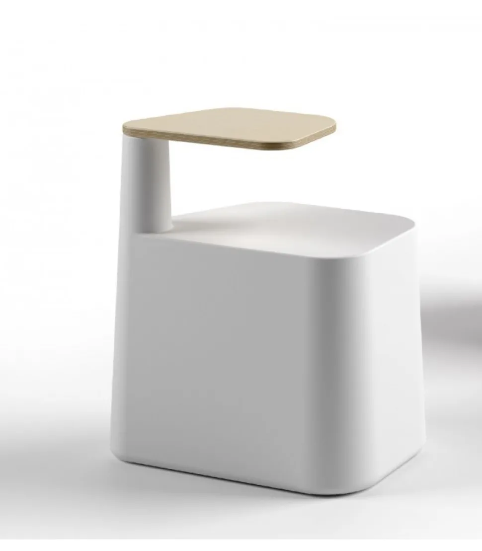 La Versione Con Piano In Polietilene E Per L'Outdoor, Certificata Da Catas.