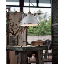 Lampada Plockton, Con Questo Prodotto Ferroluce Rappresenta Lo Stile Vintage Industriale Al Meglio.