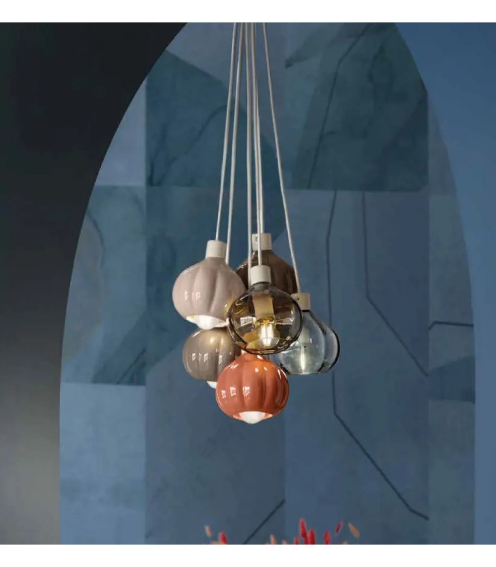 Lampada Sospensione Composta Da 6 Pendenti, Con Paralume In Ceramica Smaltata.