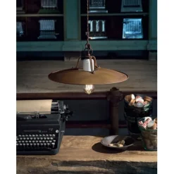 Lampada Sospesa Vintage Nicodemus: Design Italiano Per Un'Atmosfera Accogliente E Autentica.