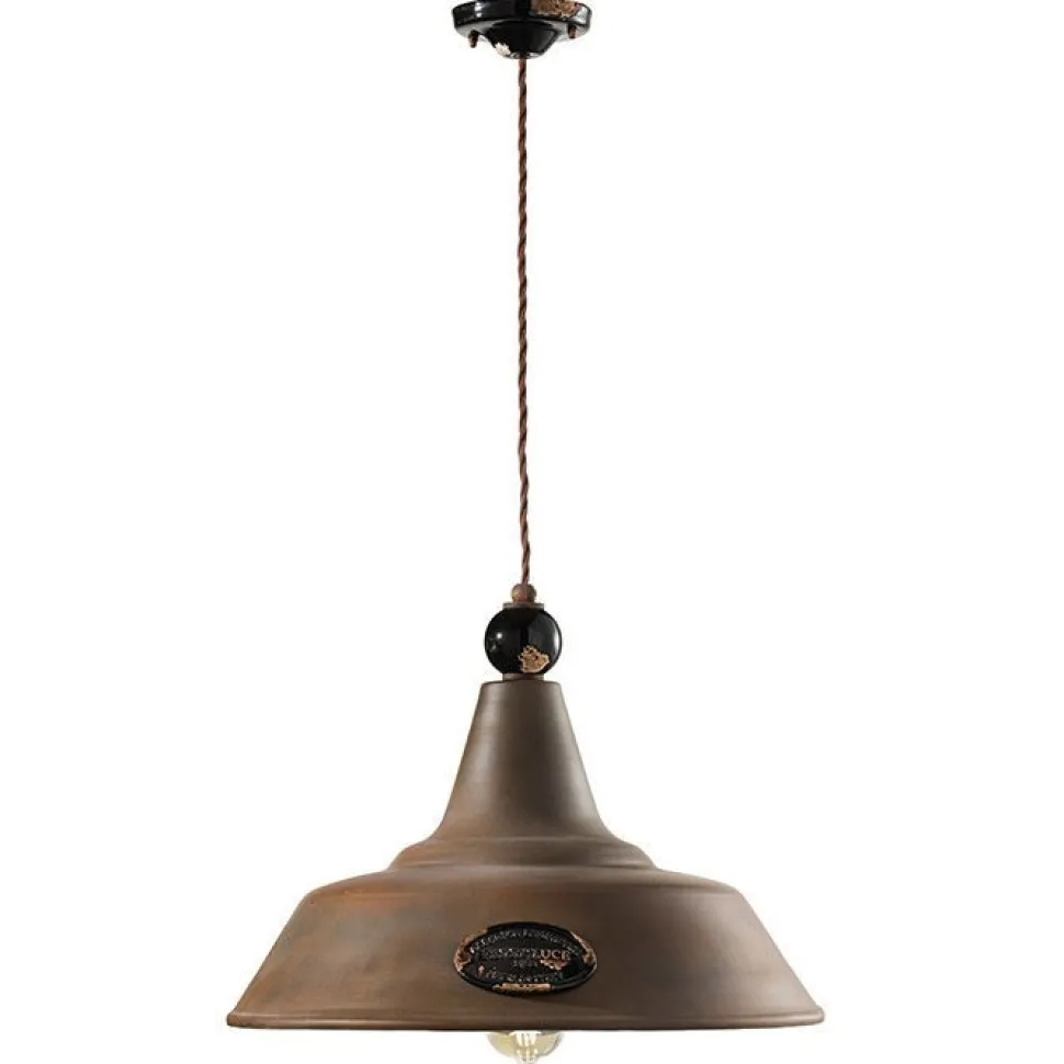 Lampada Yuma Sospesa, Prodotta In Italia Da Ferroluce. Realizzata In Metallo Con Dettagli In Ceramica Anticata.