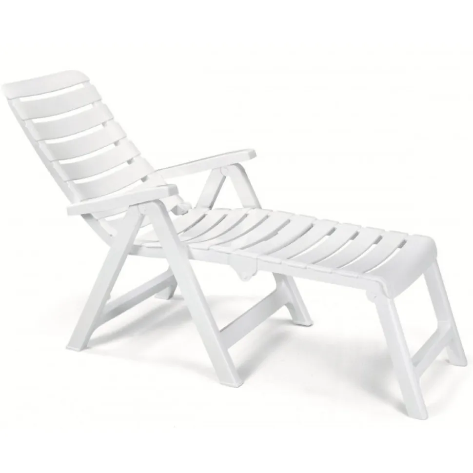 Lettino Cleopatra Di Scab, Realizzato In Italia In Tecnopolimero Per L'Outdoor.