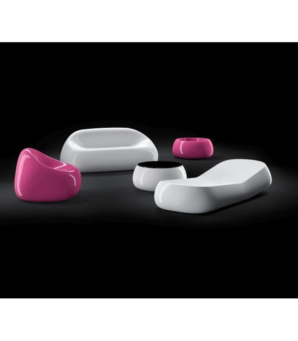 Lettino Prendisole Gumball, Realizzato In Italia Da Plust, In Polietilene Per Outdoor.