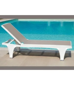 Lettino Prendisole Tahiti Di Scab, Con Struttura In Polipropilene Per Outdoor E Telo Traspirante E Idrorepellente.