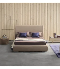 Letto Harem Imbottito E Rivestito.