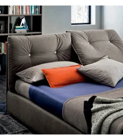 Letto Im Ottito Con Contenitore Di Felis