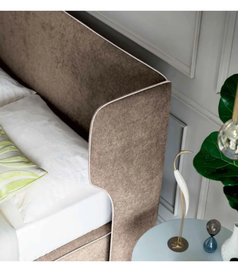 Letto Matrimoniale Imbottito Di Felis