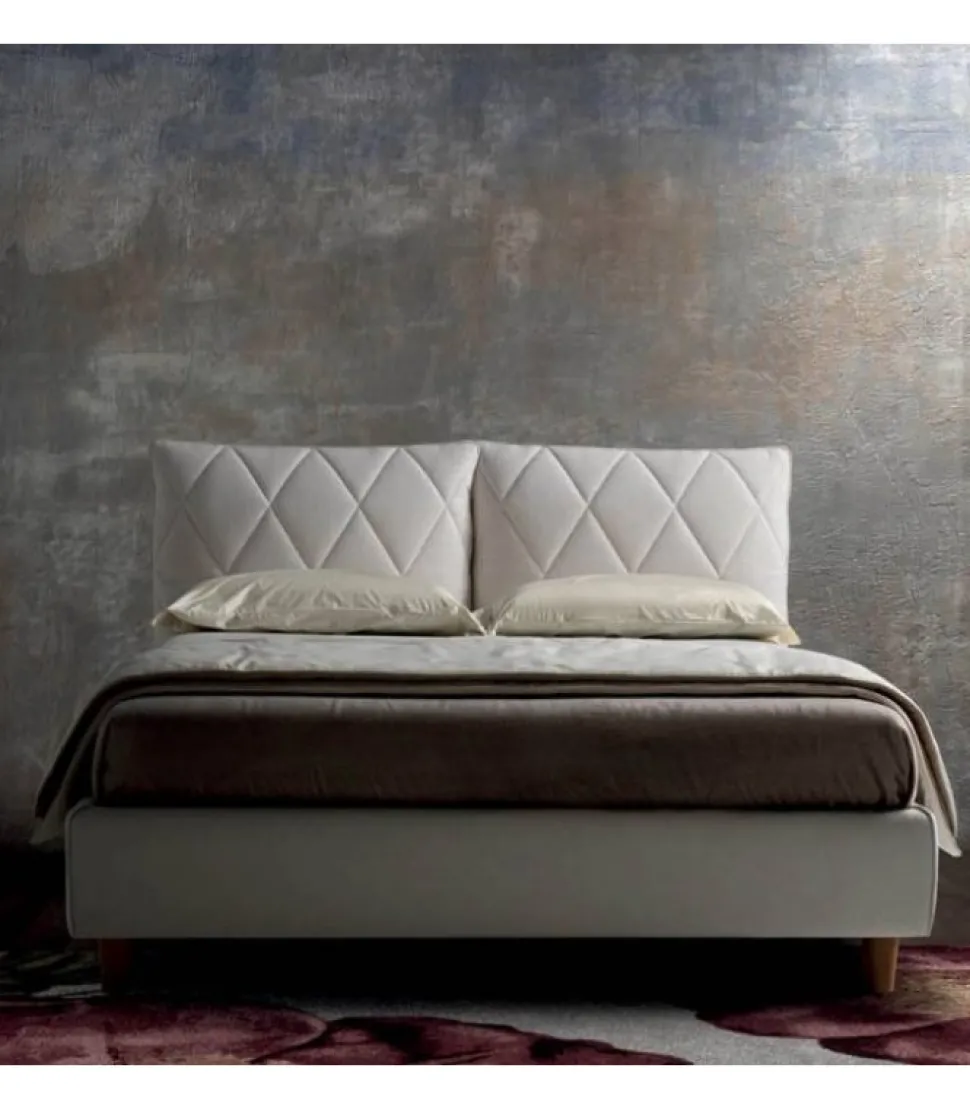 Letto Soft Con Doppi Cuscini Trapuntati Con Elegante Disegno A Rombi