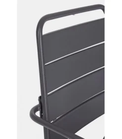 Lillian Poltrina A Dondolo