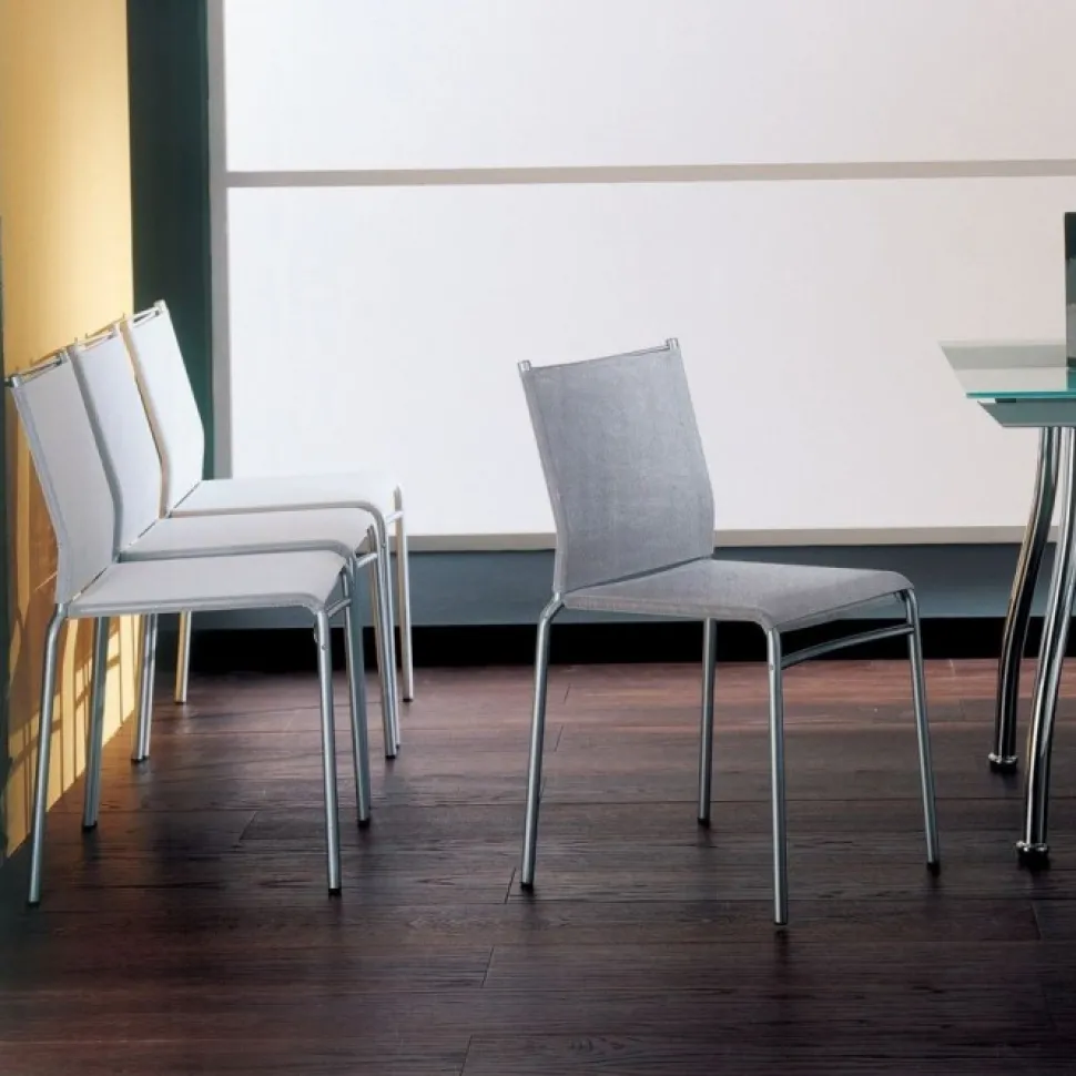 Liu, Sedia In Metallo Con Rivestimento Rete In Textplast