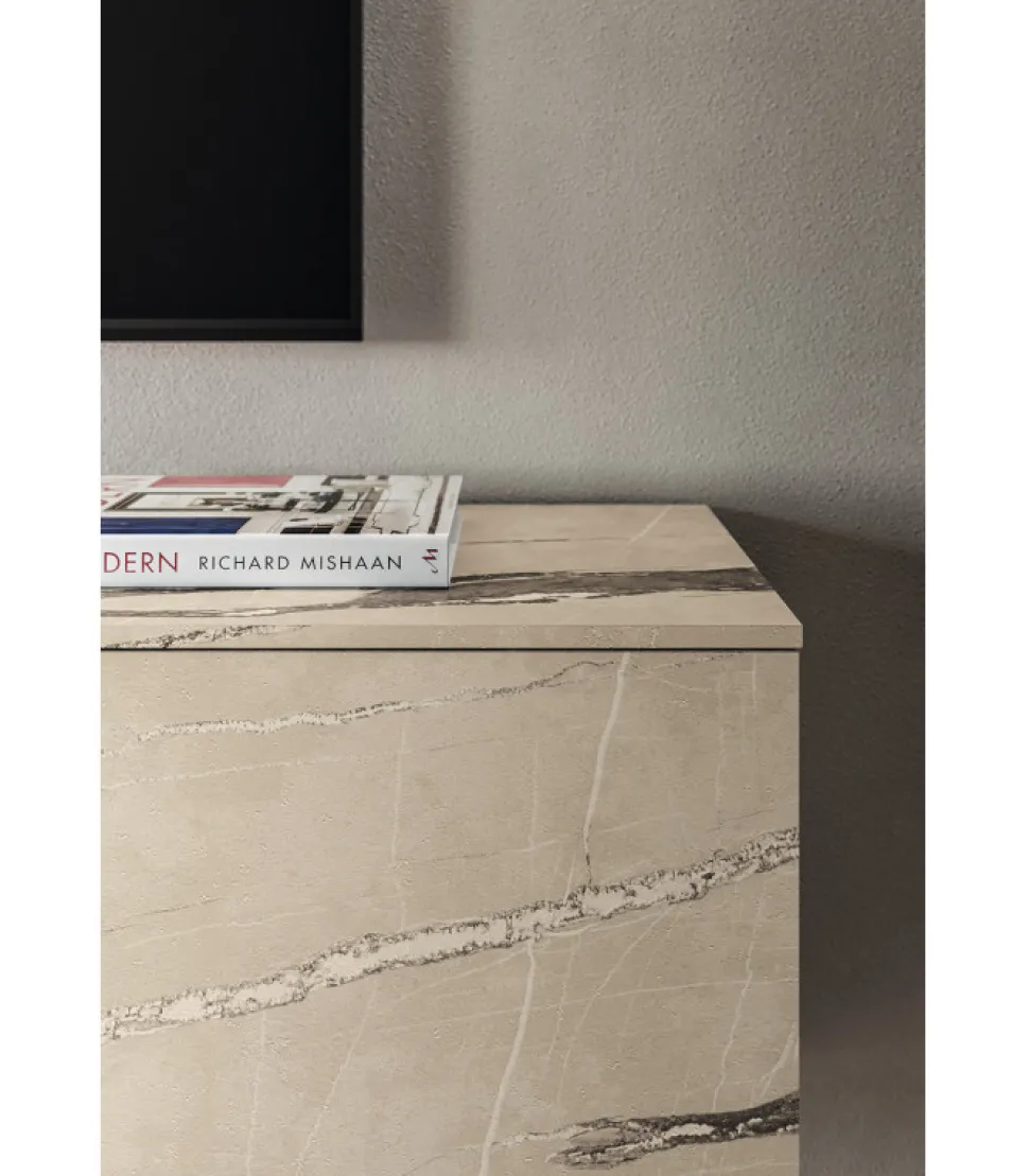 Madia Con Vano A Giorno