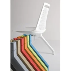 Panca Attesa Akami Pg Gambe In Metallo E Seduta Confortevole