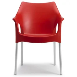 Poltrona Da Giardini Ola Di Scab, Realizzata In Italia E Approvata Da Catas Per L'Utilizzo Outdoor.