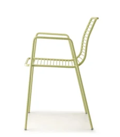 Poltrona Da Outdoor Summer Di Scab, Realizzata Interamente In Italia In Acciaio Zincato E Verniciato.