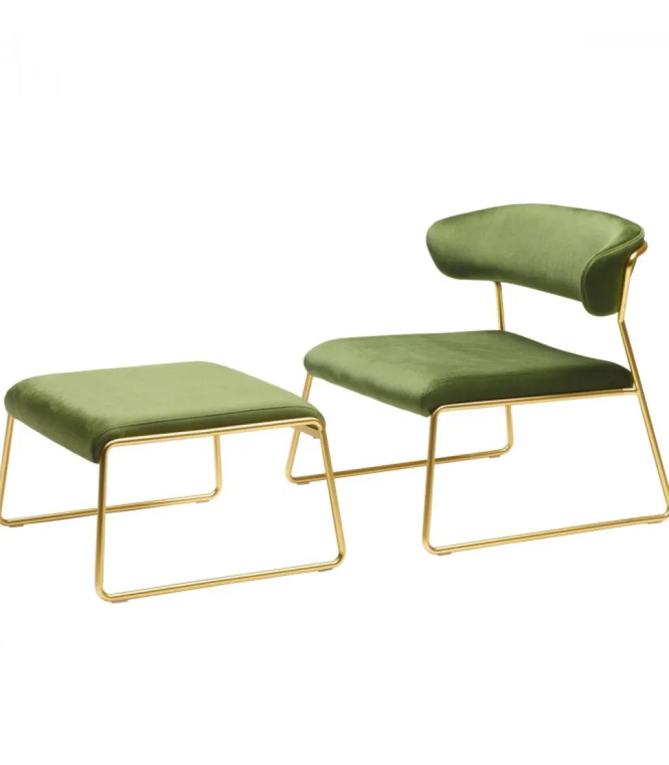 Poltrona Lisa Di Scab, Progetta E Realizzata Interamente In Italia, Con Materiali Prodotti In Italia.