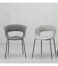 Poltrona Miss B Pop Di Scab, Realizzata In Italia Con Materiali Italiani.