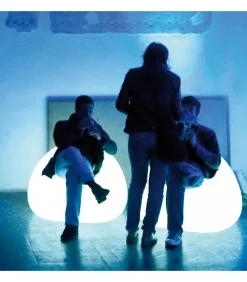 Poltrona Per L'Outdoor Gumball Di Plust, Realizzata In Polietilene. Certificata Da Catas.