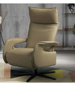 Poltrona Relax Aida Di Il Benessere: Imbottita In Poliuretano E Rivestita In Pelle O In Tessuto.