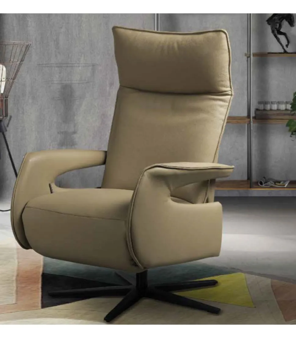 Poltrona Relax Aida Di Il Benessere: Imbottita In Poliuretano E Rivestita In Pelle O In Tessuto.