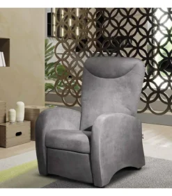 Poltrona Touring Di Il Benessere, Imbottita In Poliuretano E Rivestita In Pelle O In Tessuto.