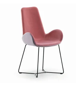 Poltroncina Imbottita Con Braccioli Personalizzabile Con Moltissimi Tessuti Pelli Ed Ecopelli