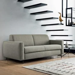 Regis, Divano Letto Contemporaneo Con Piedini Alti In Metallo