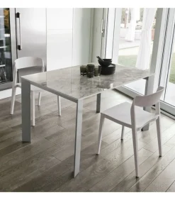 Saturno 110, Tavolo Allungabile Con Struttura In Metallo Verniciato.